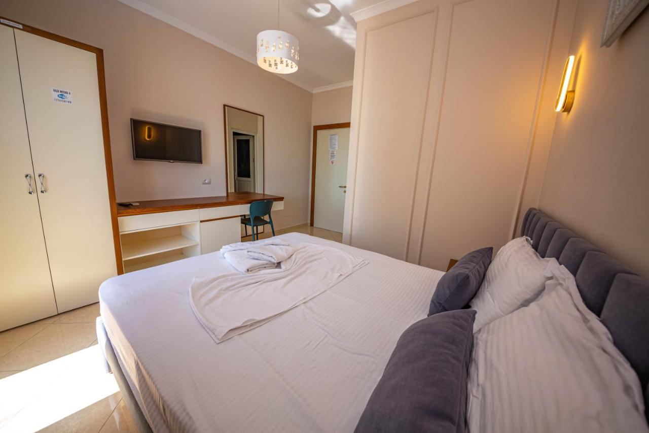 Hotel Vila Misiri ดูร์เรส ภายนอก รูปภาพ