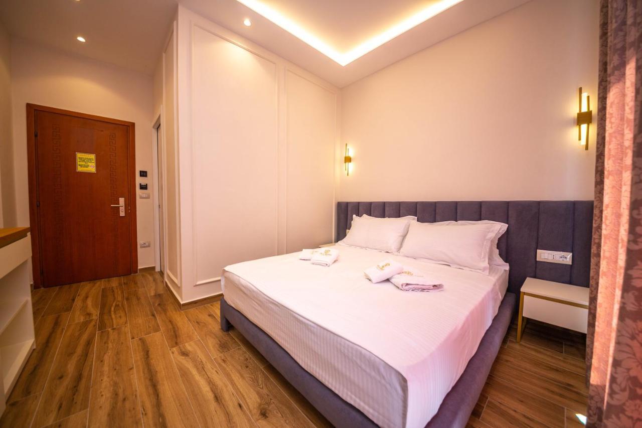 Hotel Vila Misiri ดูร์เรส ภายนอก รูปภาพ